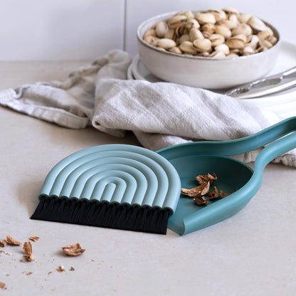 Edge-Cleaning Dustpan & Brush Set